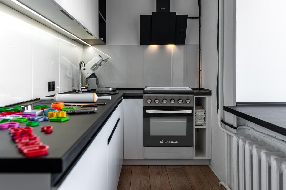 Cocina Eléctrica 50×50 Gris Kanji Black KJH-EKG001V